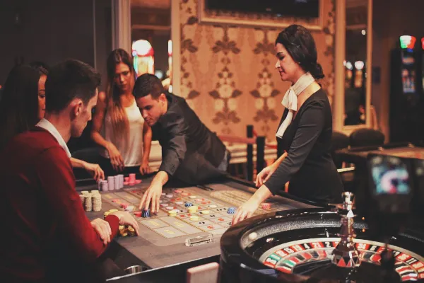 Online Casino Etiquette: Dos and Don’ts for a Better Gaming Experience